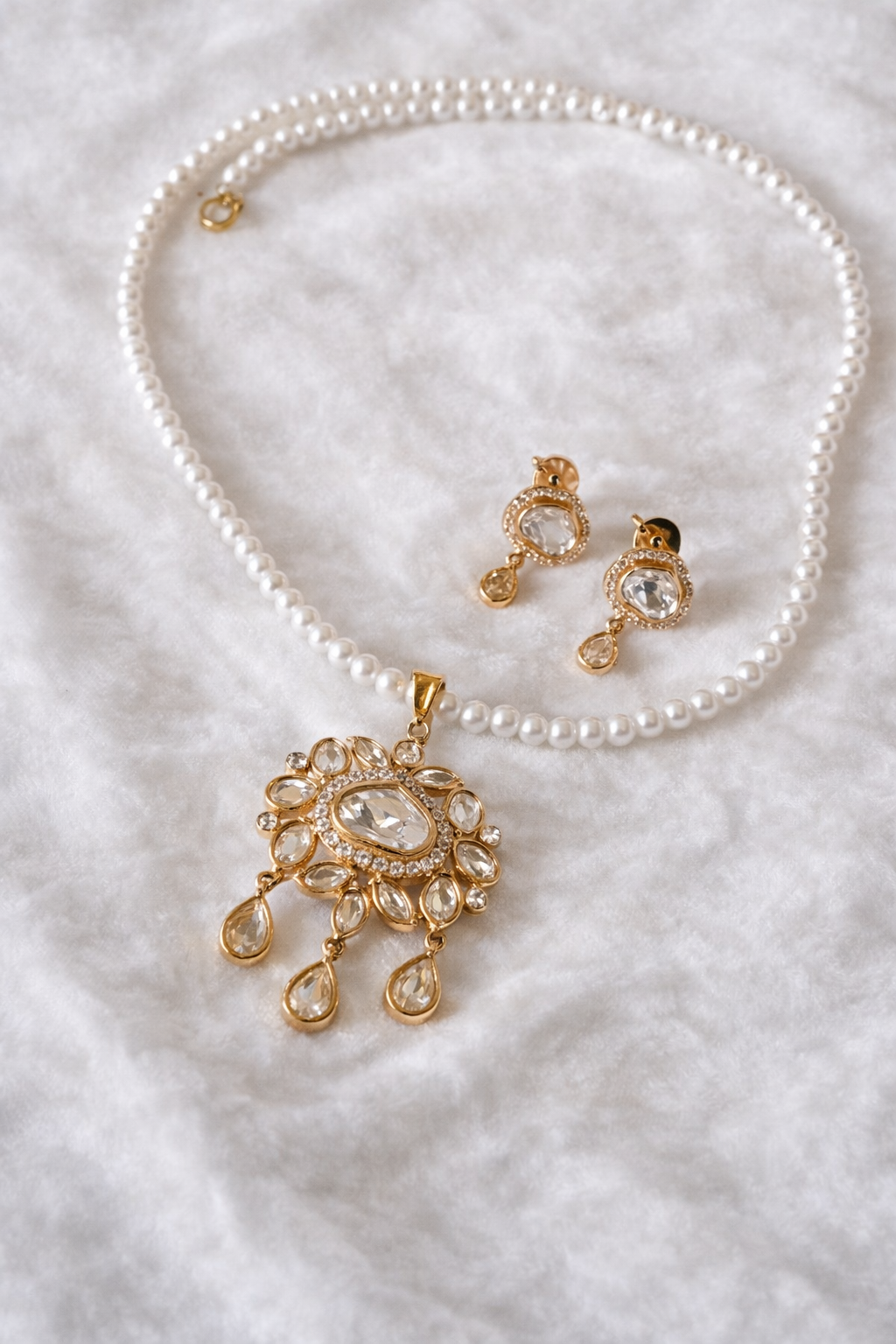 Regal pearl moissanite drop set