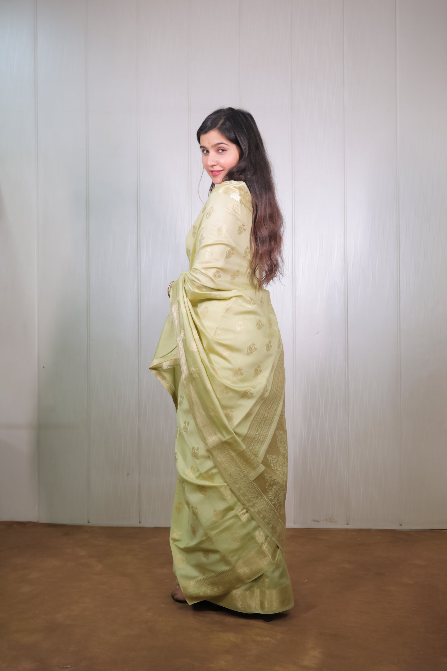 Pistacio Green Chiniya Silk Saree