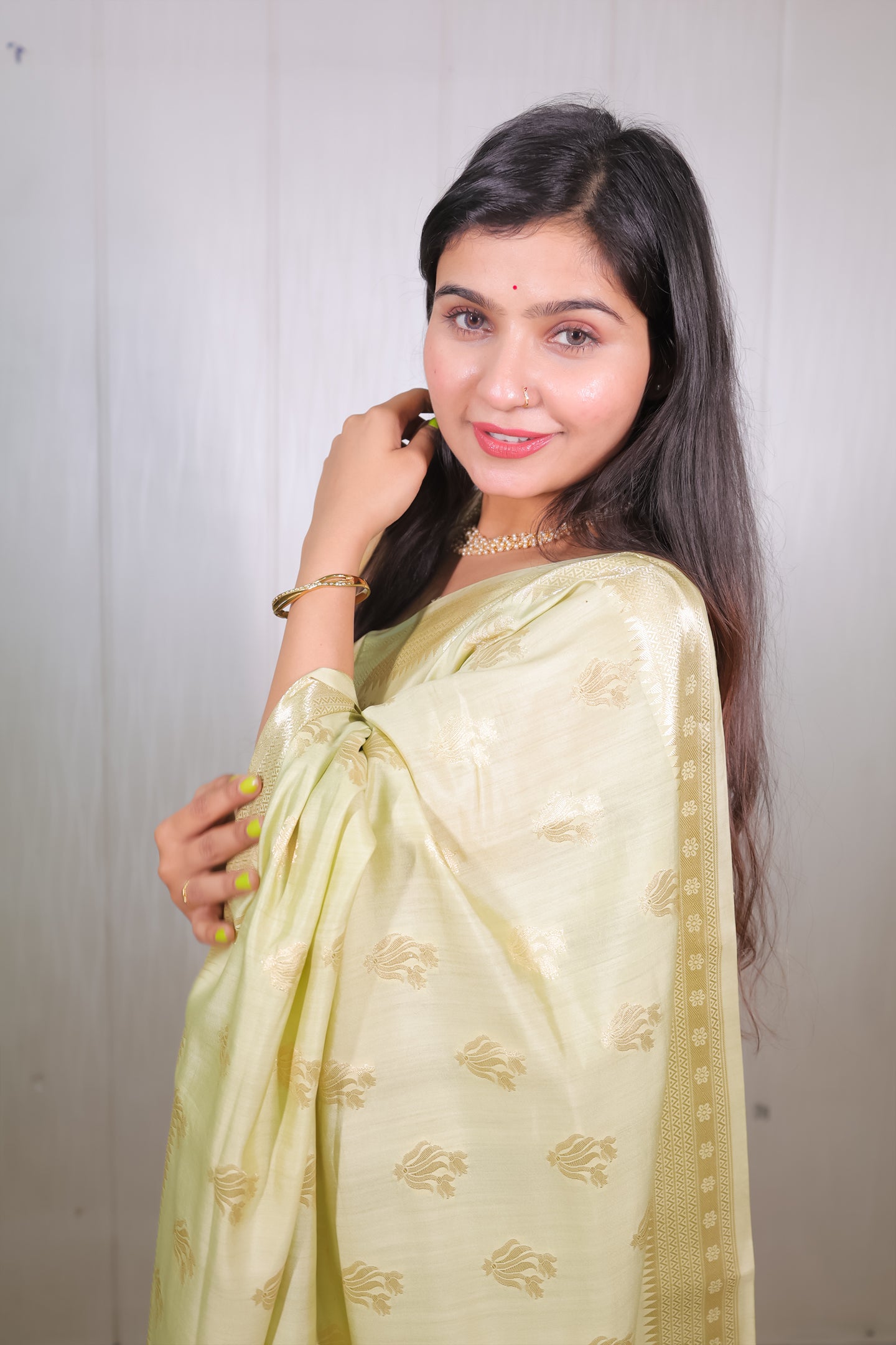 Pistacio Green Chiniya Silk Saree