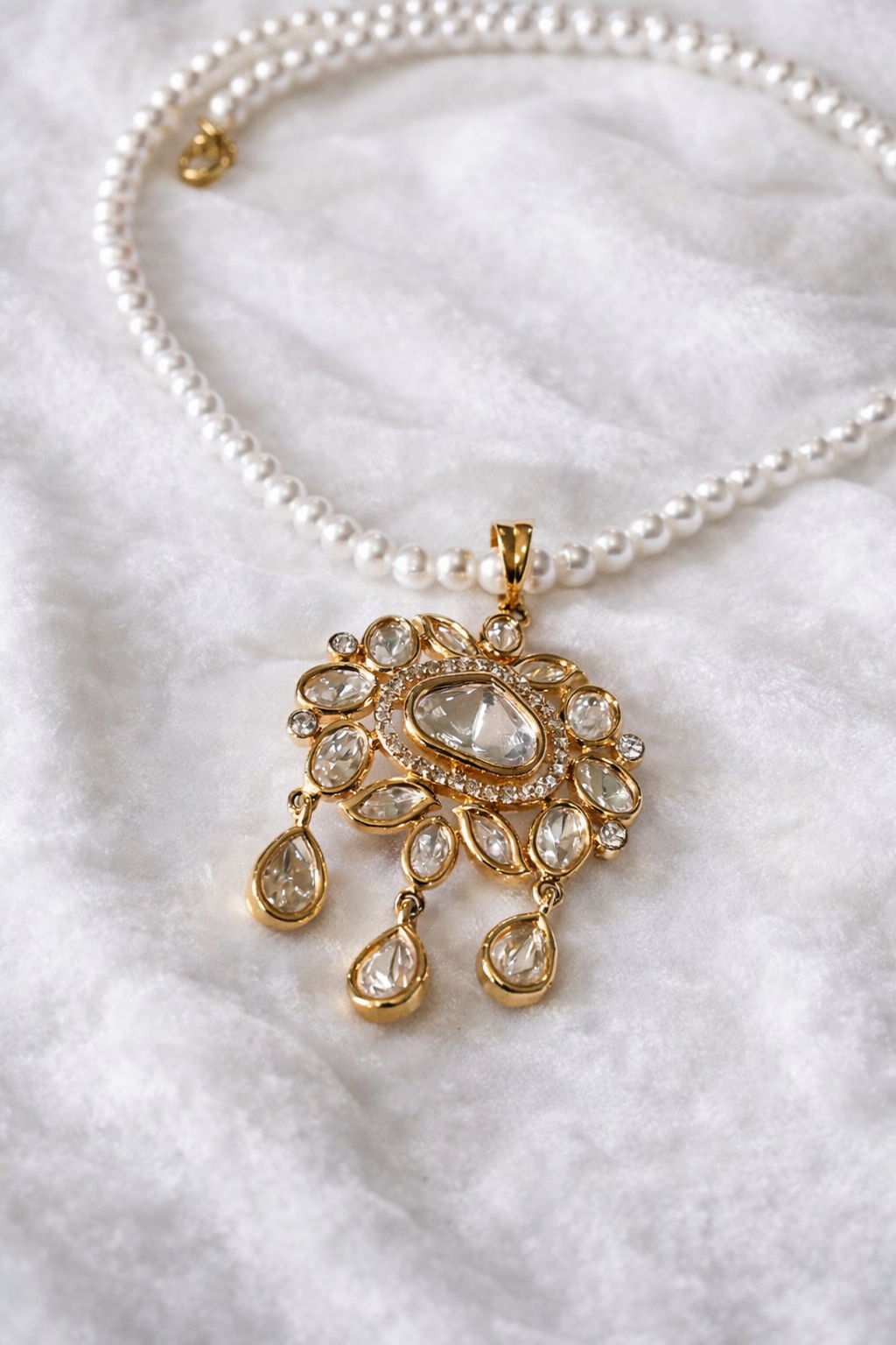 Regal pearl moissanite drop set