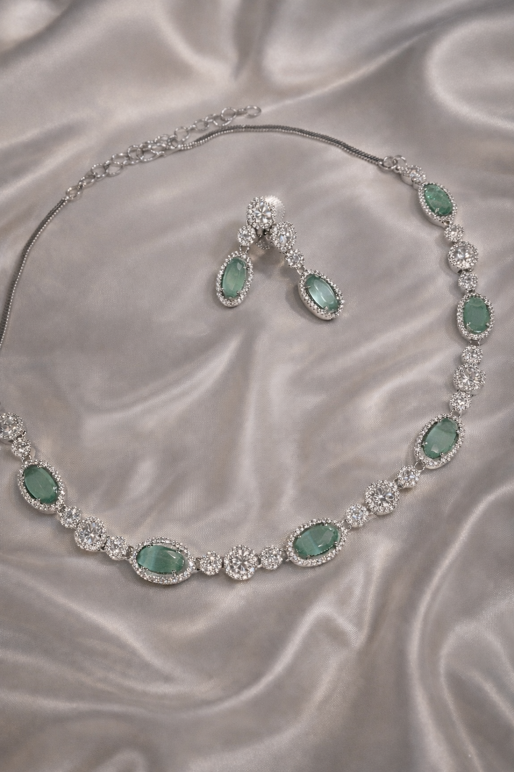 Aqua Elegance Necklace Set